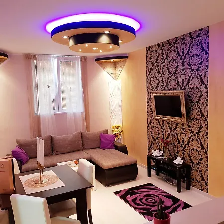 Gold Belgrade Exterior photo