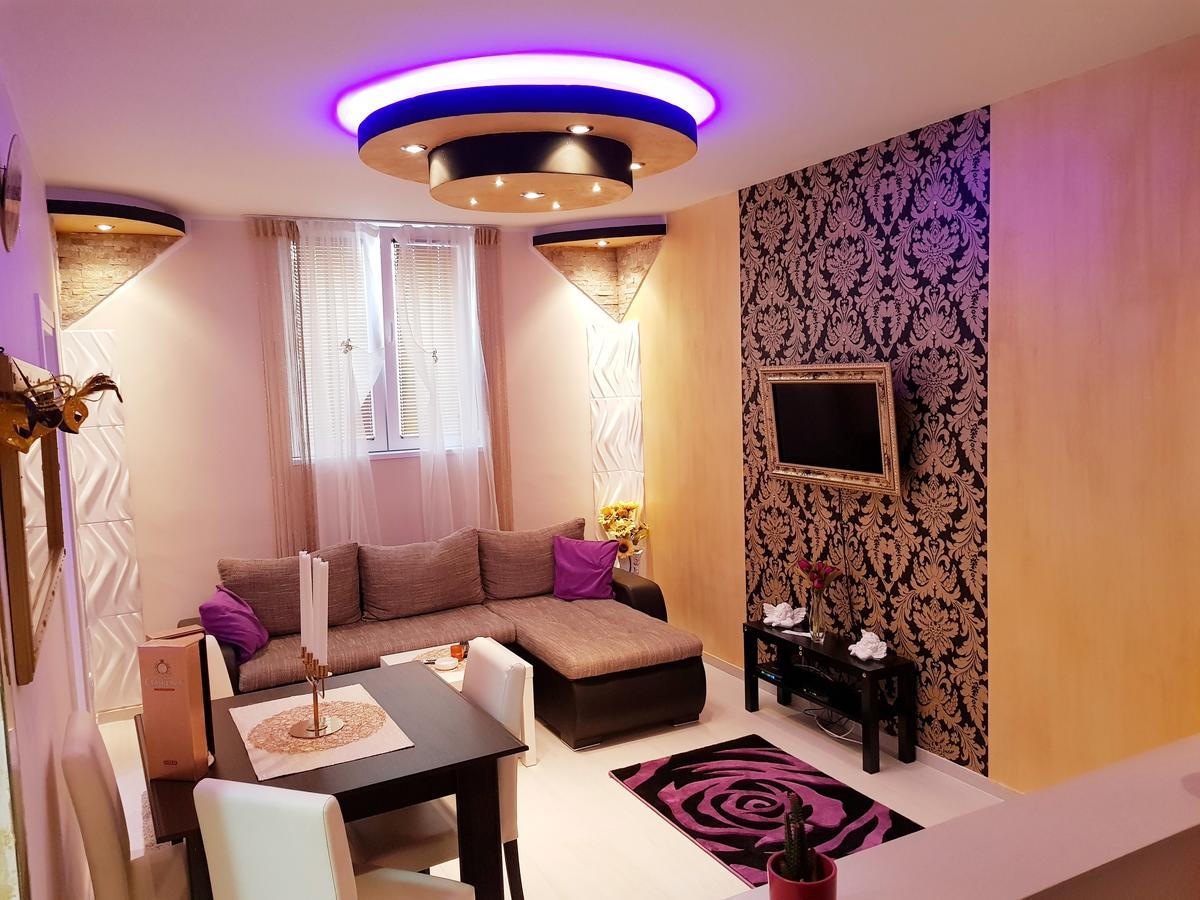 Gold Apartament *